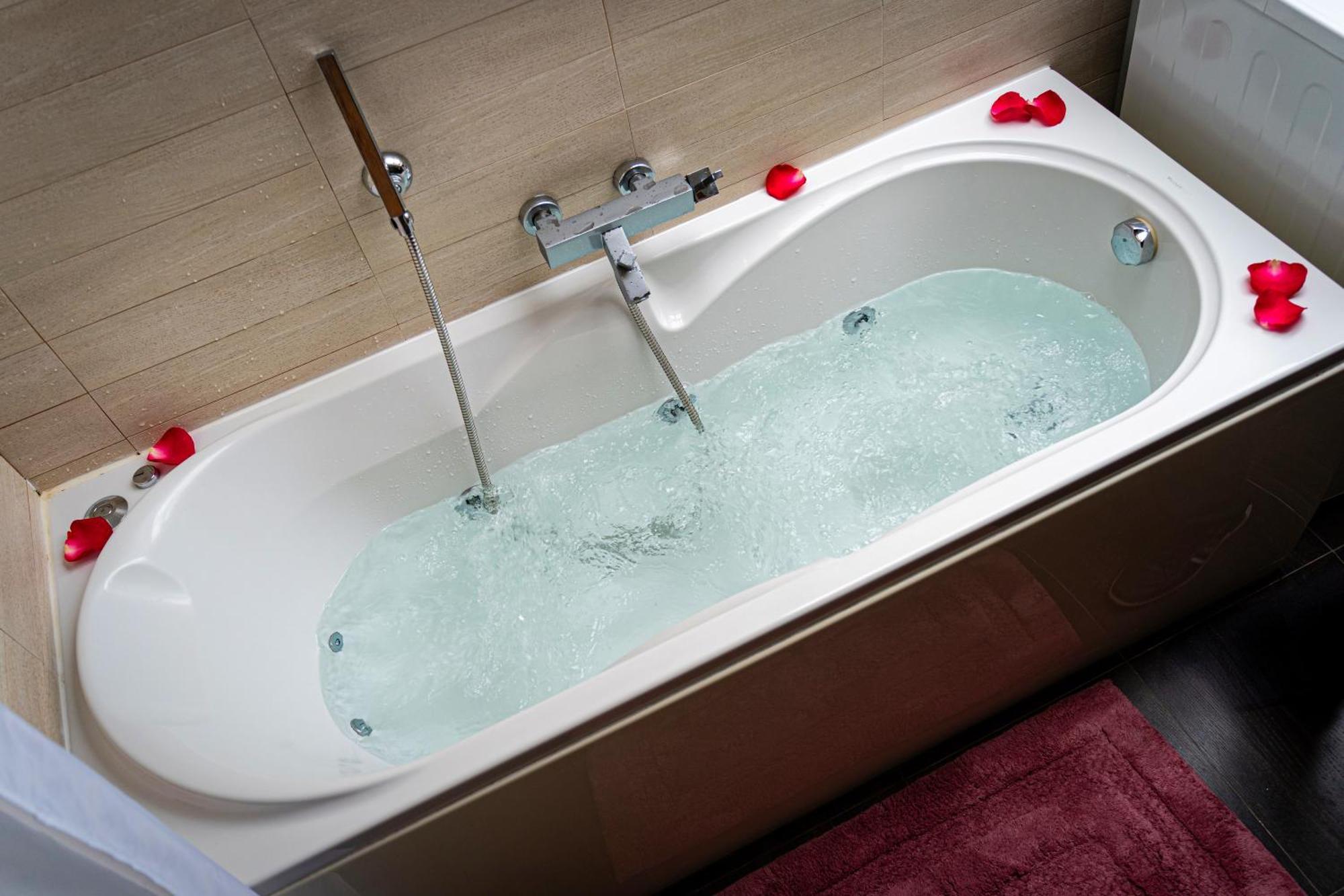Golden River Apartment Прага Экстерьер фото